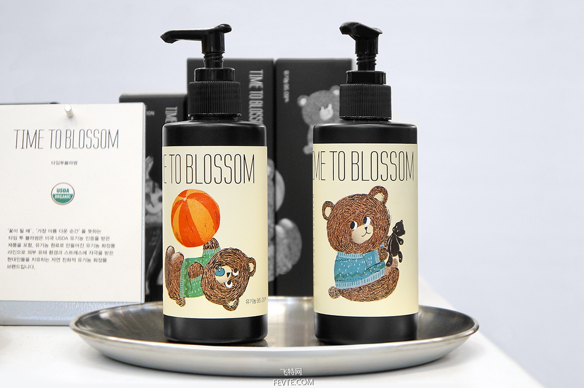 亞克力化妝品瓶子生產(chǎn)廠家告訴你，聚酯塑料PET瓶的開(kāi)發(fā)與應(yīng)用