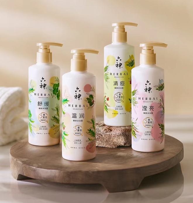 爺青回！六神換包裝了？這設(shè)計(jì)真“考古”！